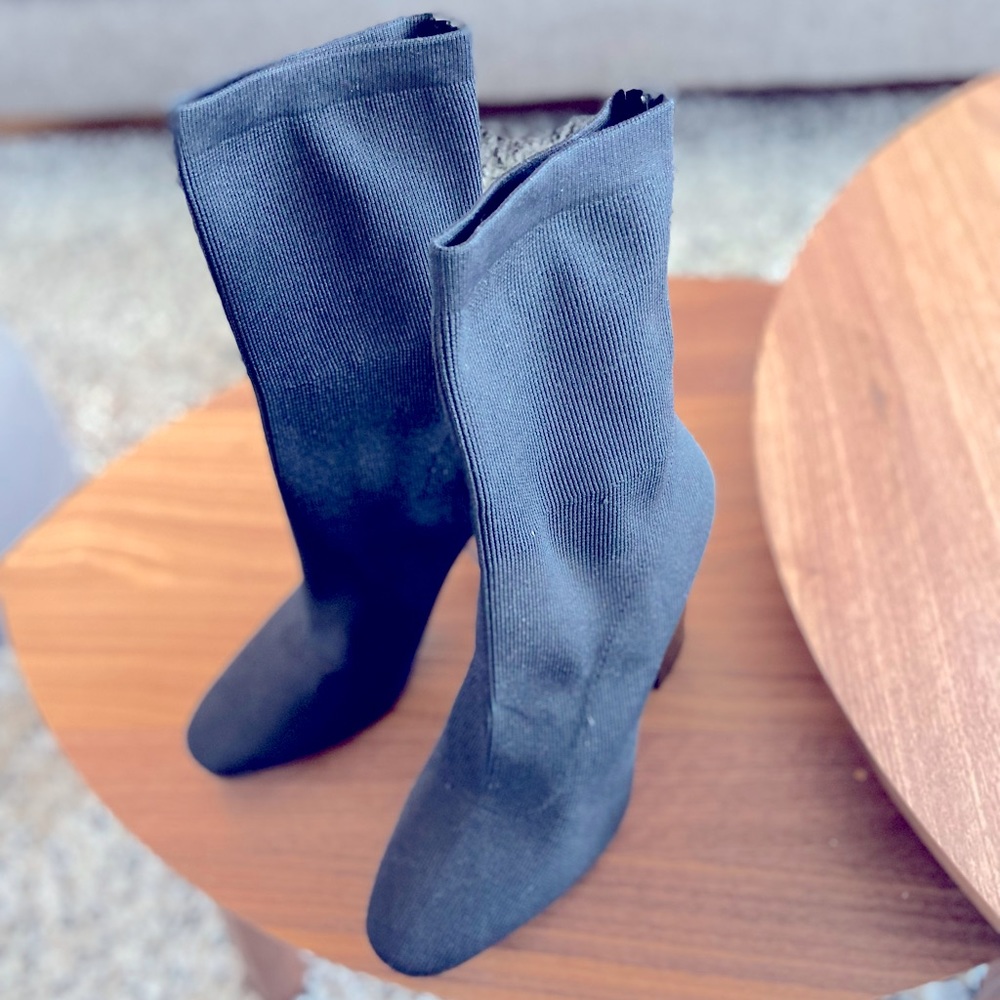 Kendall and Kylie sock boots - Picture 1 of 4